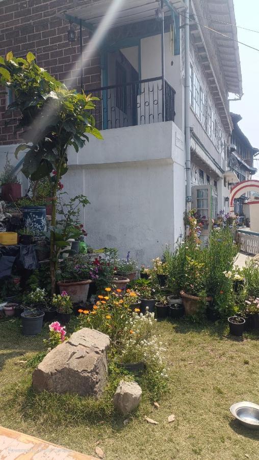 Mohraj Home Stay Bhowali ภายนอก รูปภาพ